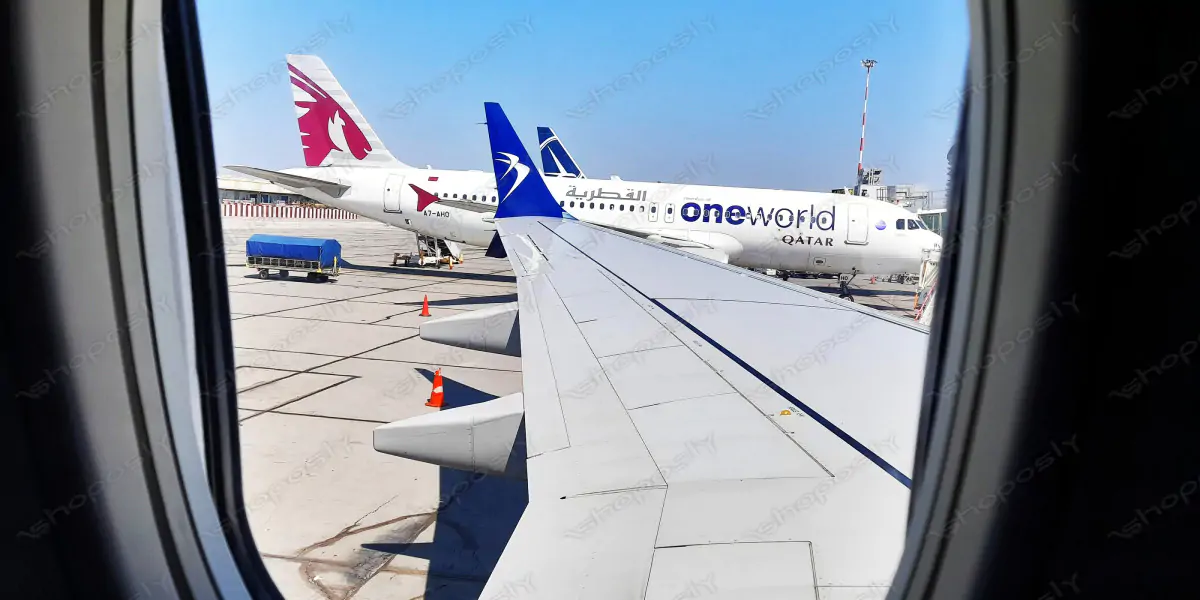 Aerial Journey Through Blue Skies & Cloudscapes – Real-Life High-Resolution Airplane Wing Views